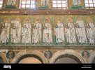italia-ravenna-la-basilica-de-sant-apollinare-nuovo-la-procesion-de-los-martires-mosaico-const...jpg